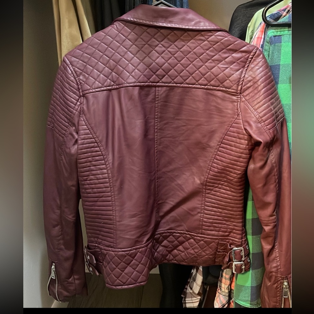 Jacket - Picture 4 of 4